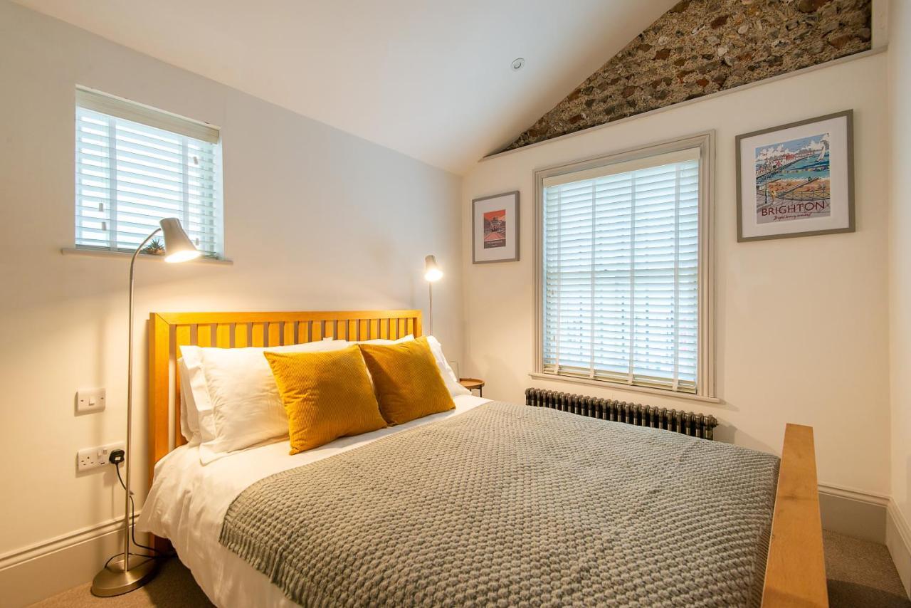 Beautiful, Central, 3 Min Walk From Beach, 2 King Doubles Brighton Dış mekan fotoğraf