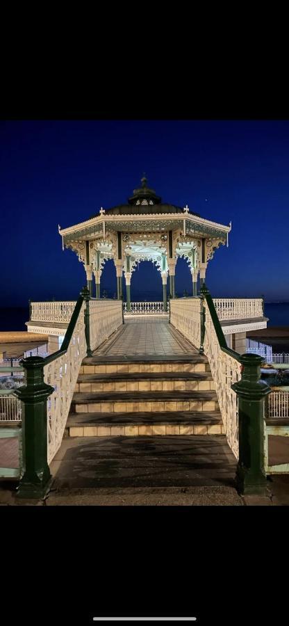Beautiful, Central, 3 Min Walk From Beach, 2 King Doubles Brighton Dış mekan fotoğraf