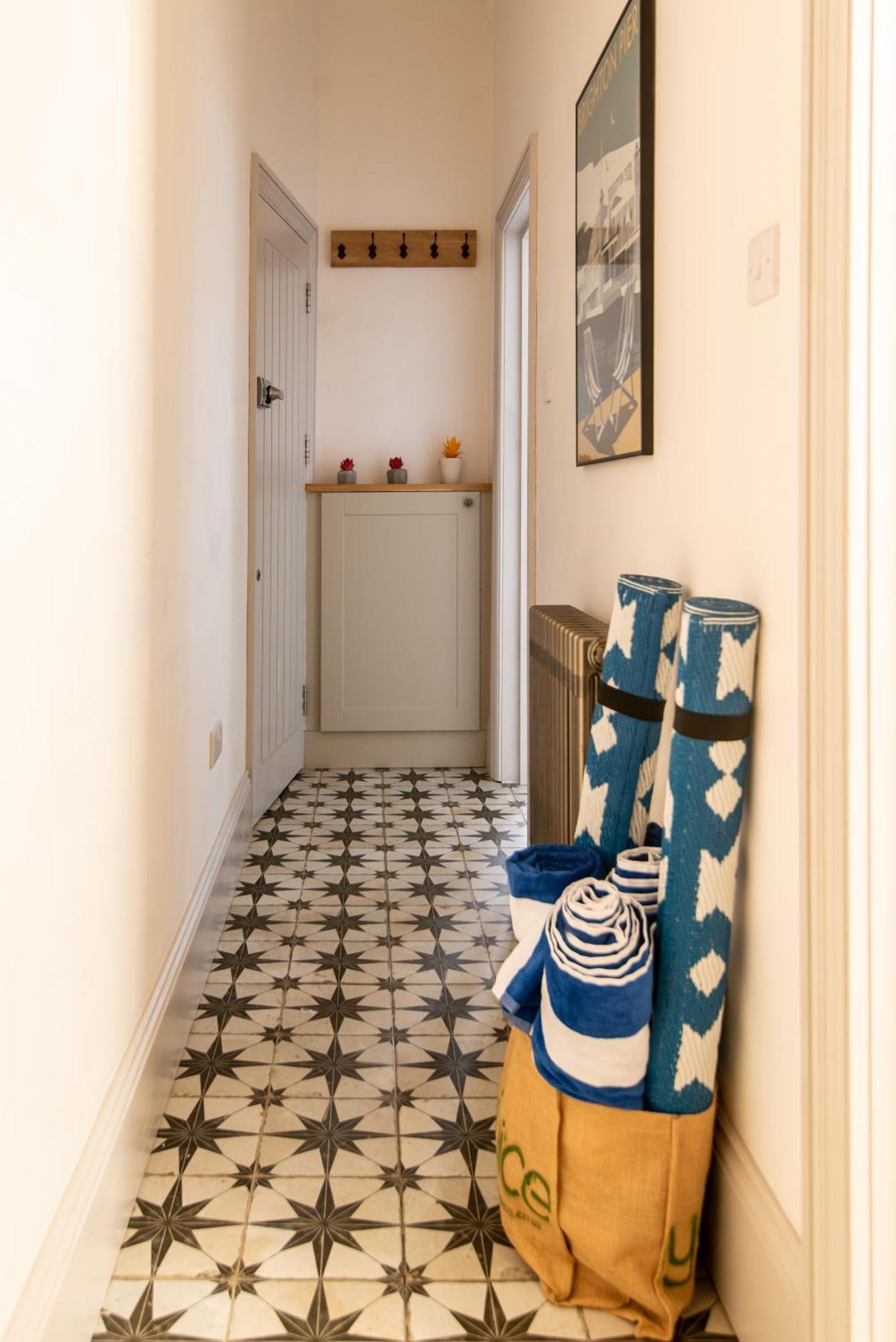 Beautiful, Central, 3 Min Walk From Beach, 2 King Doubles Brighton Dış mekan fotoğraf